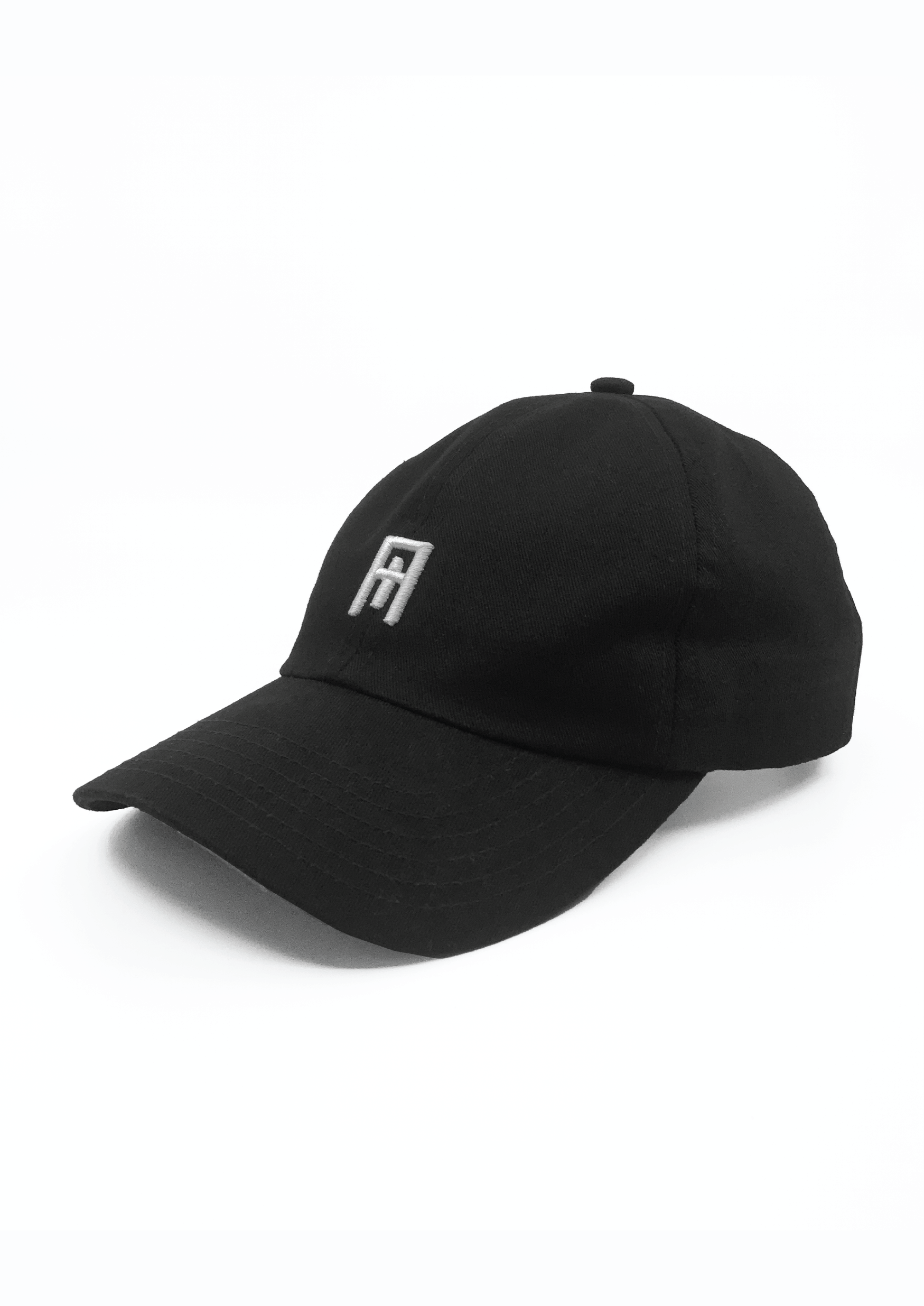 BLACK/WHITE CULT CAP