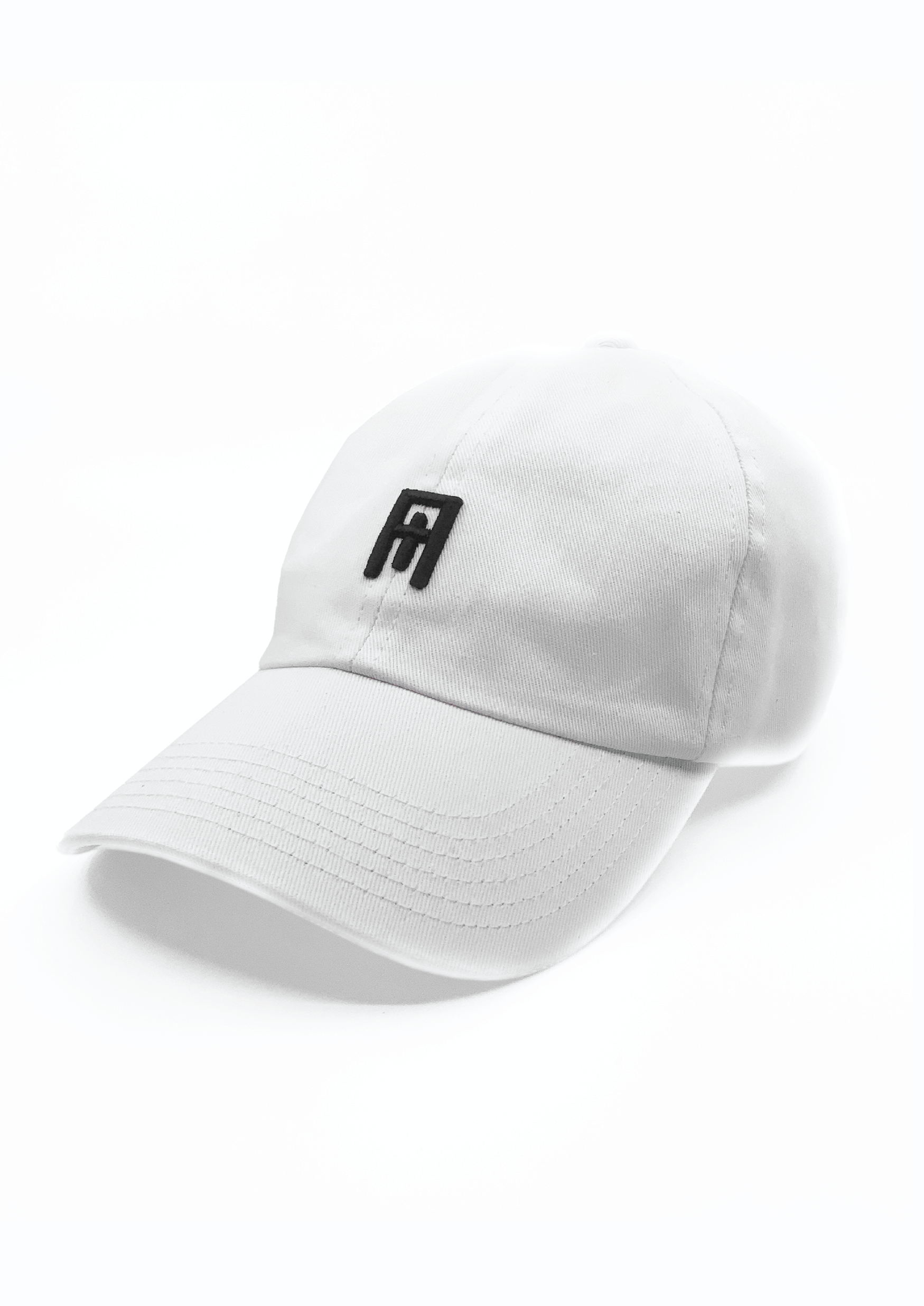 WHITE/BLACK CULT CAP